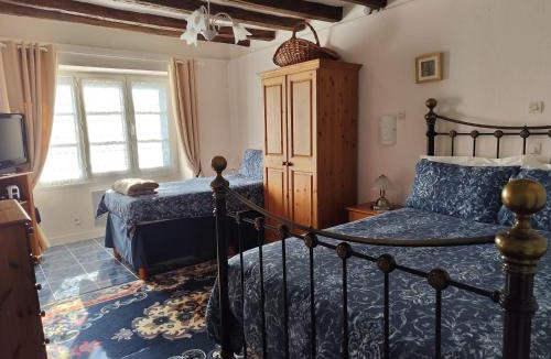 Joue En Charnie House | La Lune Lake