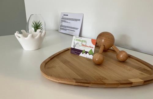 Le Falgoux Bed & Breakfast | La Lys Martagon