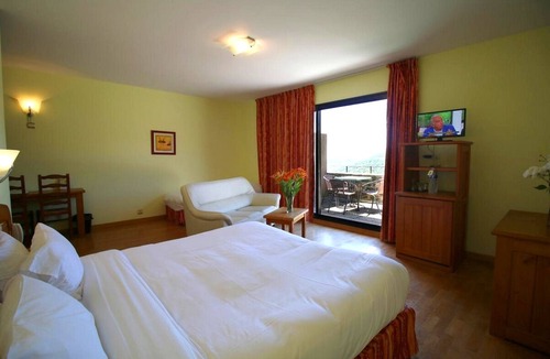 Saint-Pons Hotel | La Mère Biquette