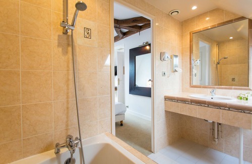 Semblancay Hotel | La Mère Hamard