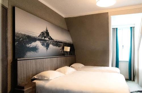 Le Mont-Saint-Michel Hotel | La Mère Poulard