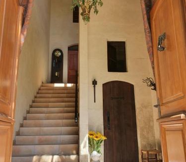 Venejan Apartment | La Méjanenque