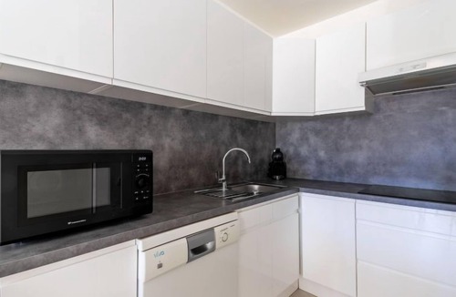 Le Lavandou Apartment | La Méridienne by Interhome