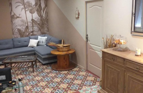 Saint-Hippolyte House | la maison du bonheur