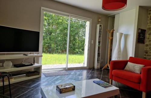 Golinhac House | La Maïoun, entourée de la forêt au calme