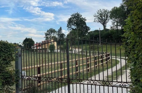 Saint-Martin-des-Pezerits House | La Maison du Perche with Jacuzzi 🌳