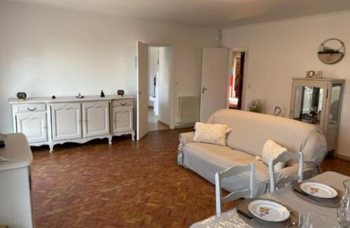 Cadillac-en-Fronsadais House | La Madone