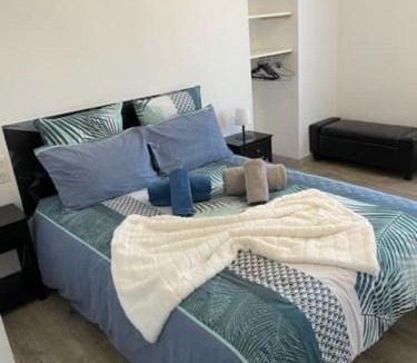 Cadillac-en-Fronsadais House | La Madone