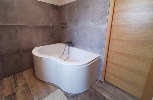 Pont-Saint-Esprit Villa | La Madone - Piscine Chauffée Privée