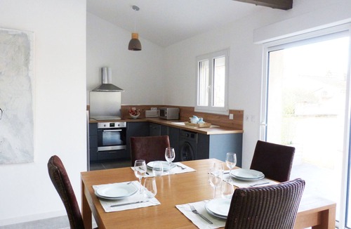 Cabannes House | LA Magdeleine