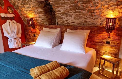 Saint-Andre-de-Majencoules Bed & Breakfast | La Magnanerie de Camias