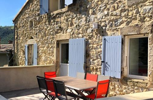 Vesseaux House | La Magnanerie *