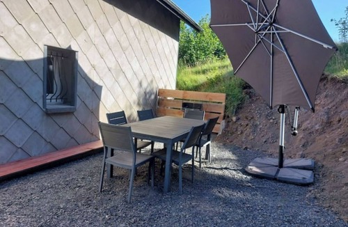 Besse-en-Chandesse House | La Maison de Denise