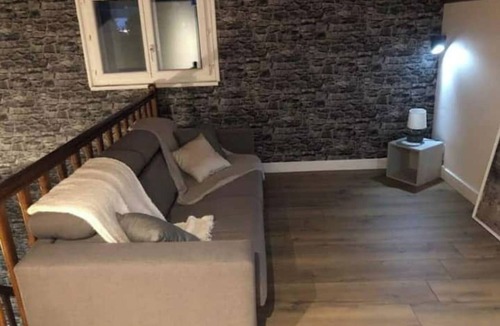 Besse-en-Chandesse House | La Maison de Denise