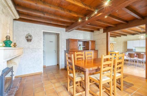 Saint-Simon-de-Pellouaille House | La Maison Charentaise