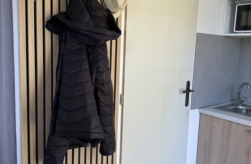 Saint-Vincent-de-Mercuze Apartment | La Maisonnette and its garden in Chartreuse