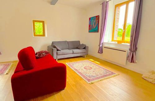 Sainte-Scolasse-sur-Sarthe House | La Maison D'Emile