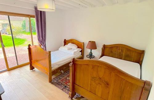 Sainte-Scolasse-sur-Sarthe House | La Maison D'Emile