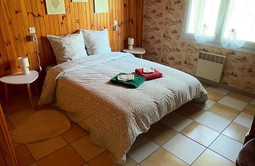 Bellenot-sous-Pouilly Bed & Breakfast | La maison de Lydie~1ha of nature, relaxing🏡Family-friendly, games and outdoor furniture