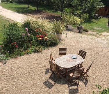 Chaille-sous-les-Ormeaux House | La maison aux petits bonheurs