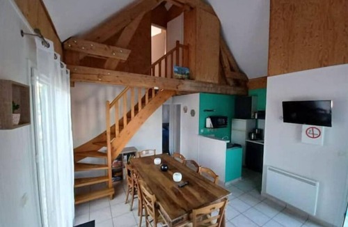 Giffaumont-Champaubert Ski Chalet | La Maison du Lac