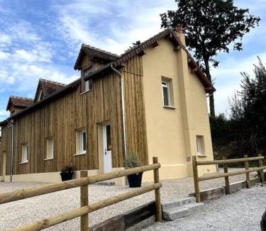 Saint-Martin-des-Pezerits House | La Maison du Perche avec Jacuzzi