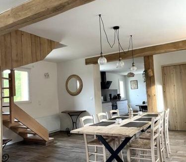 Saint-Martin-des-Pezerits House | La Maison du Perche avec Jacuzzi