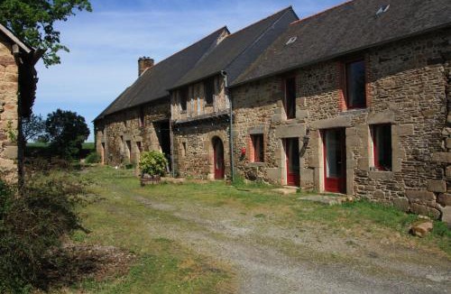 Bazouges-la-Perouse House | La maison à Jean