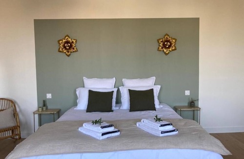 Centre Ville House | La Maison 19