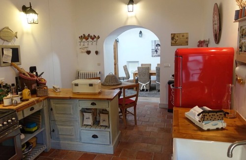 Cucuron House | La Maison a peaceful and inspiring place to stay, in the heart of the village