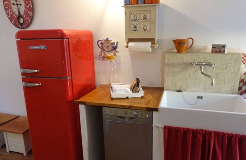 Cucuron House | La Maison a peaceful and inspiring place to stay, in the heart of the village
