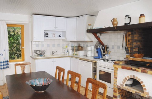 Mounes-Prohencoux House | La Maison au Potager is located in a hamlet in the Rance valley in Aveyron.