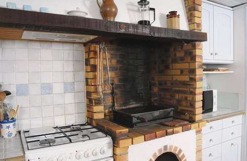 Mounes-Prohencoux House | La Maison au Potager is located in a hamlet in the Rance valley in Aveyron.