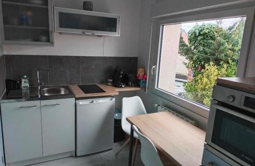 Henin-Beaumont Apartment | La maison aux escargots *Jacuzzi*