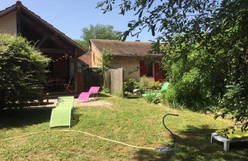 La Ferte-Beauharnais House | La Maison aux Volets Rouges