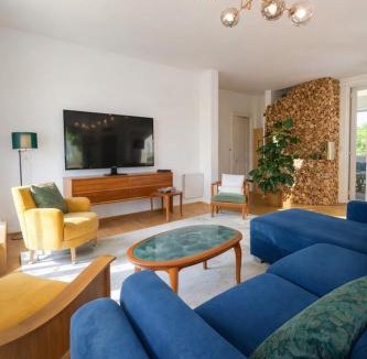 Saint-Cyr-sur-Loire House | La maison aux 5 nids