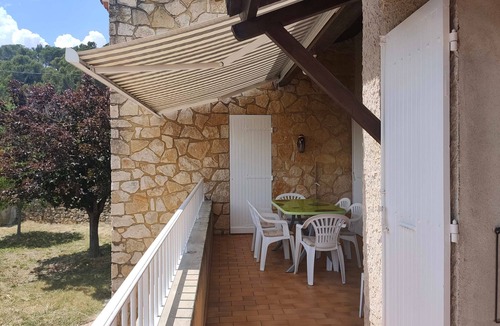 Laudun House | La Maison aux Lauriers Roses