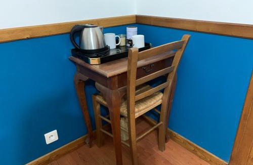 Vaux House | La Maison aux Roses