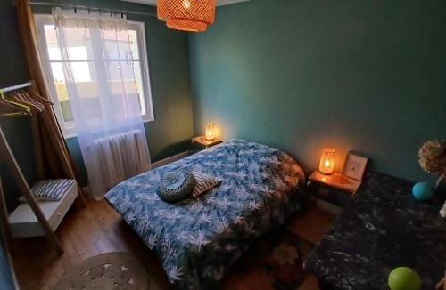 Le Vigean House | La maison aux volets bleus