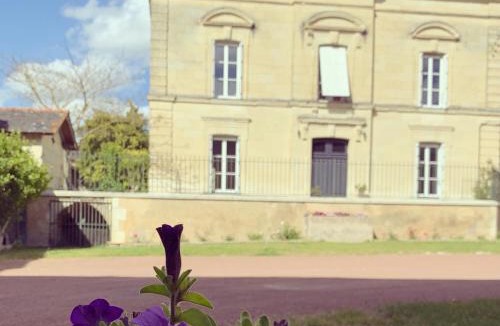 Vaudelnay Bed & Breakfast | La Maison BellecOur