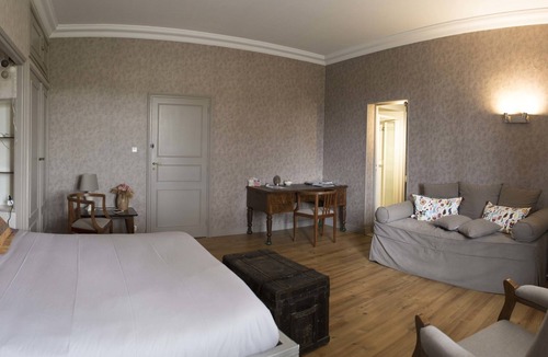 Lorp-Sentaraille Bed & Breakfast | La Maison Blanche