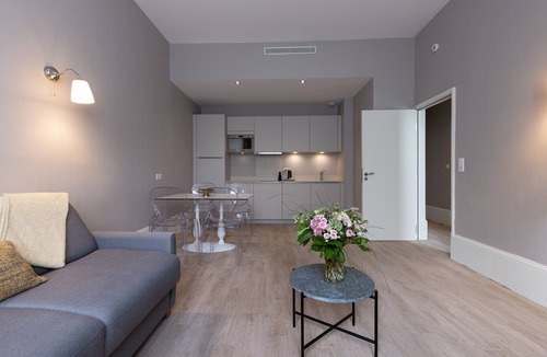 Limoges Apartment | La Maison Blanche