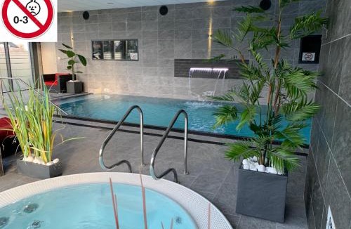 Bleriot-Plage Apartment | La Maison Blanche