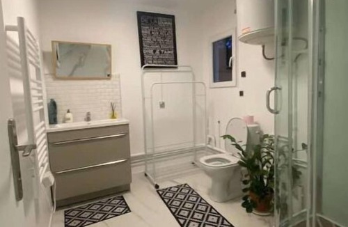 Noyer Renard House | La maison bleue (4 km from Orly airport without planes)