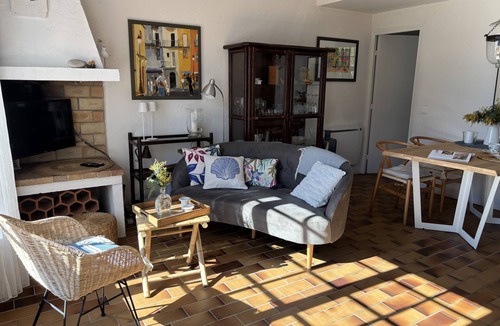 Les Restanques House | La Maison bleue by Interhome