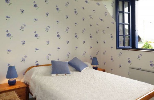 Cancale House | La Maison bleue