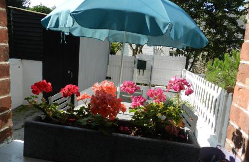 Fecamp House | La maison bleue