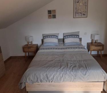 Marcilly-Ogny House | la maison bleue