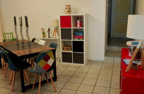 Rossillon House | La Maison bleue