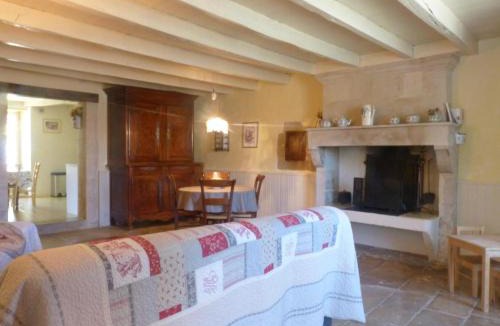 Saint-Gelais House | LA MAISON BLEUE